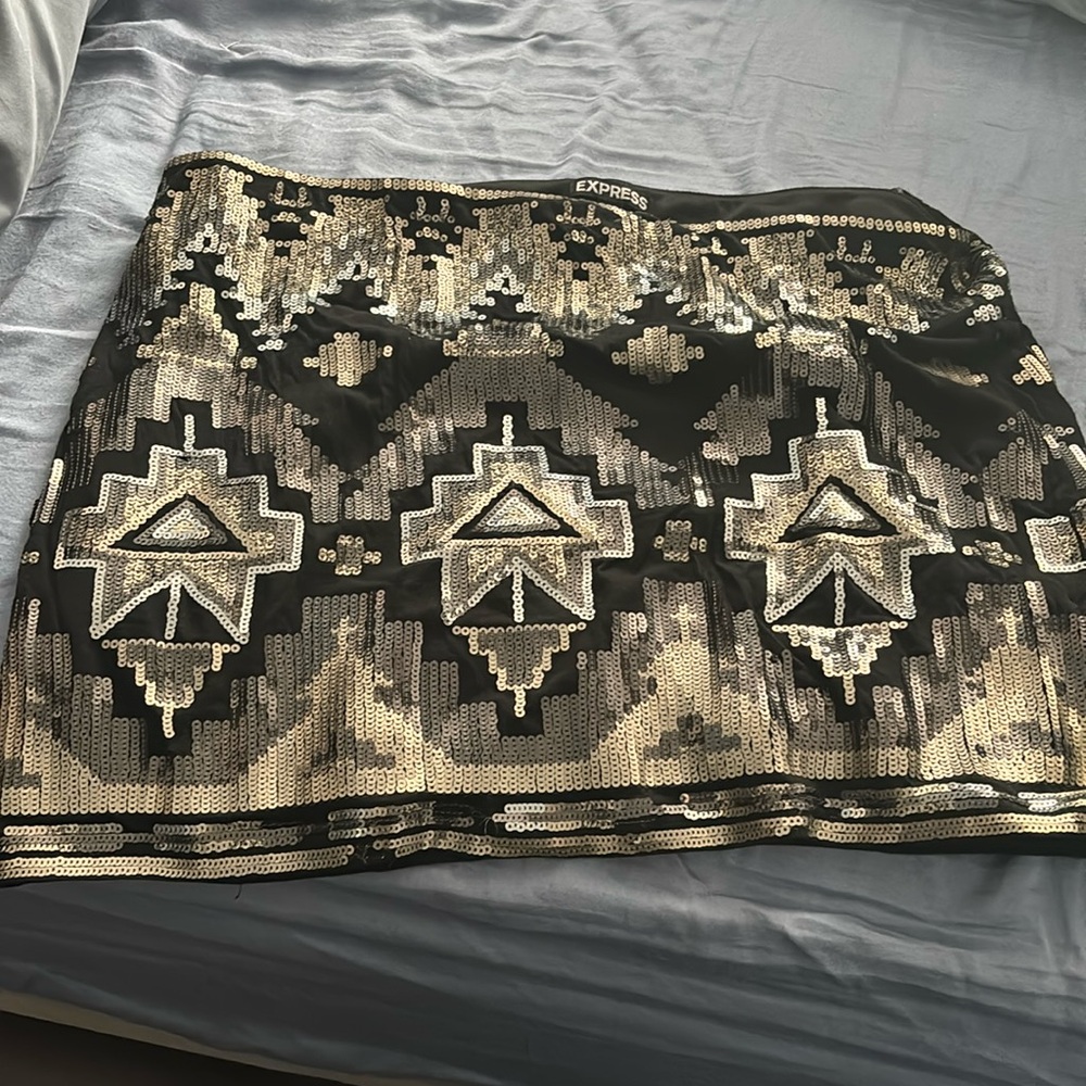 Express sequin mini skirt